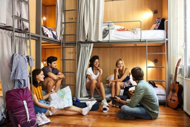 Happy Living Dormitory Kannur Railway Station מראה חיצוני תמונה